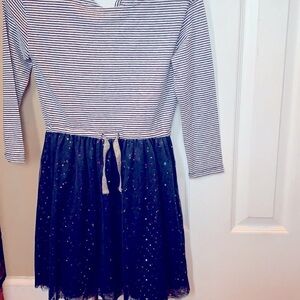 Crewcuts Girls Dress. striped top. Navy tulle skirt with confetti sequins. EUC!